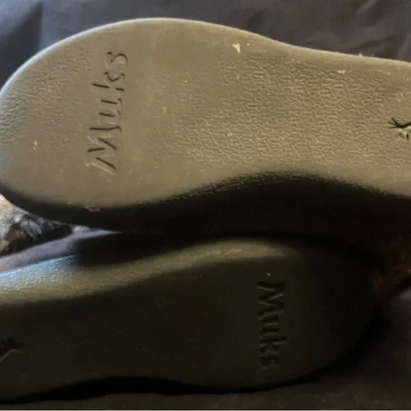 Mukluks Brown Suede with Rabbit Fur Boots - 6 - Picture 4 of 7